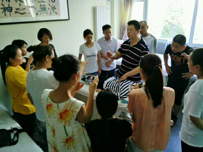 青岛小儿推拿脏腑推拿培训  ​